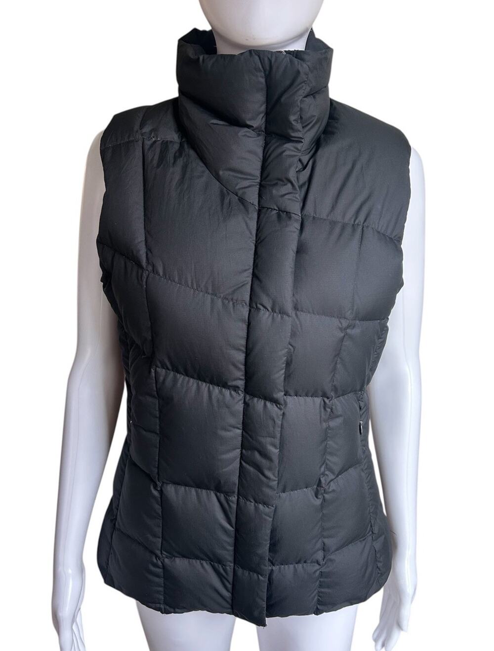 Nau Down Puffer Vest Womens XS Insulated Quilted Zip Snap Pockets Black